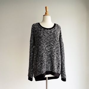 LUCKY LOTUS | Black and White Oversized Scoop Neck Sweater | M